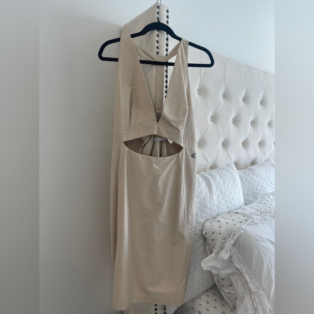 Calvin Klein Women's Backless Beige Dress
